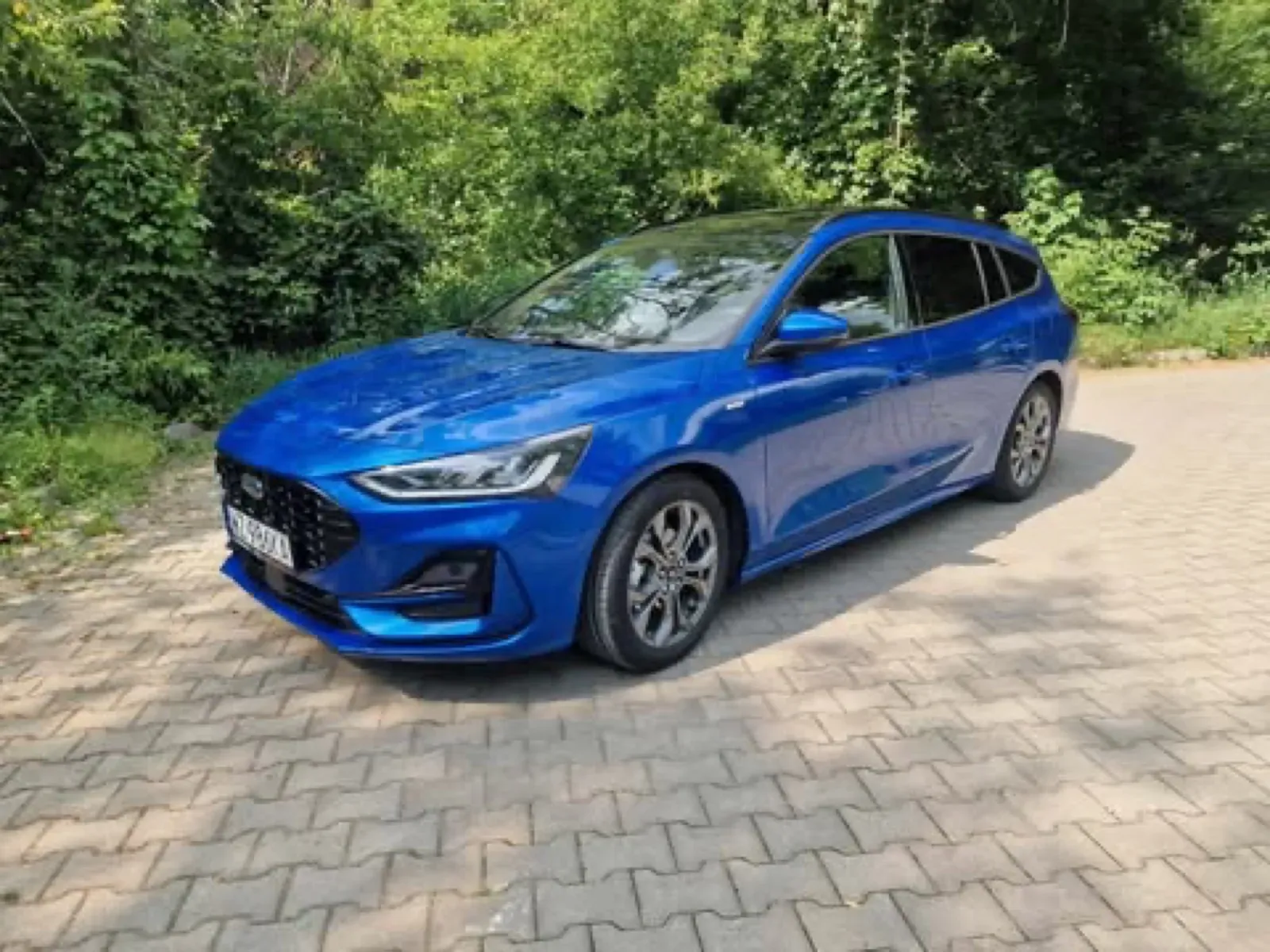 Ford Focus – samochód osobowy na wynajem, zdjęcie 1