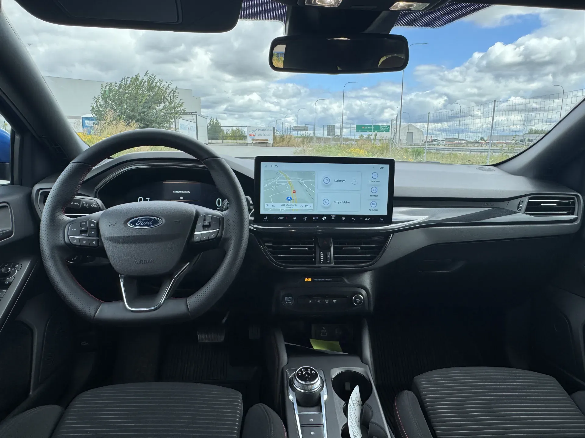 Ford Focus ST line – samochód osobowy na wynajem, zdjęcie 1